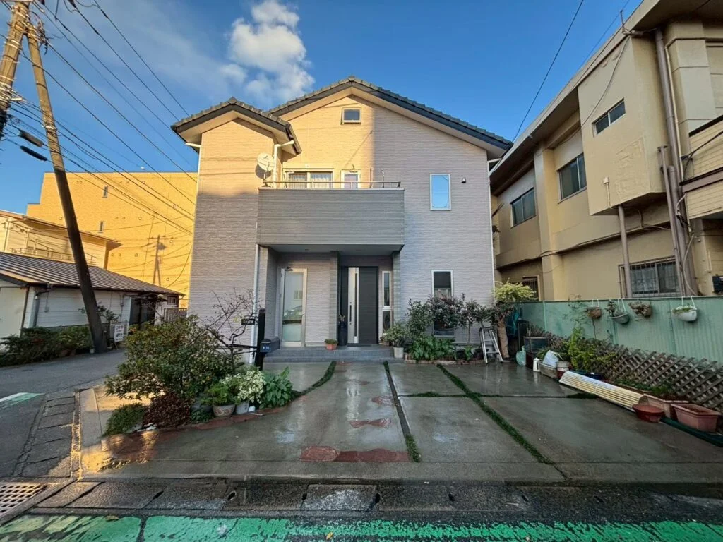 明るさと落ち着きを兼ね備えた、上品な住まいへ