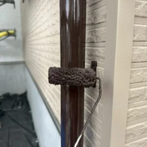 竪樋上塗り